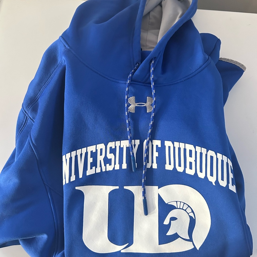 Colosseum Blue and Gray Apparel